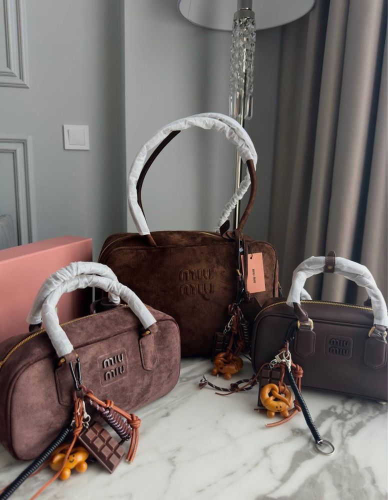 Брелочки Miu Miu
