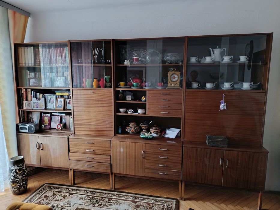 Meble w polysku z PRL