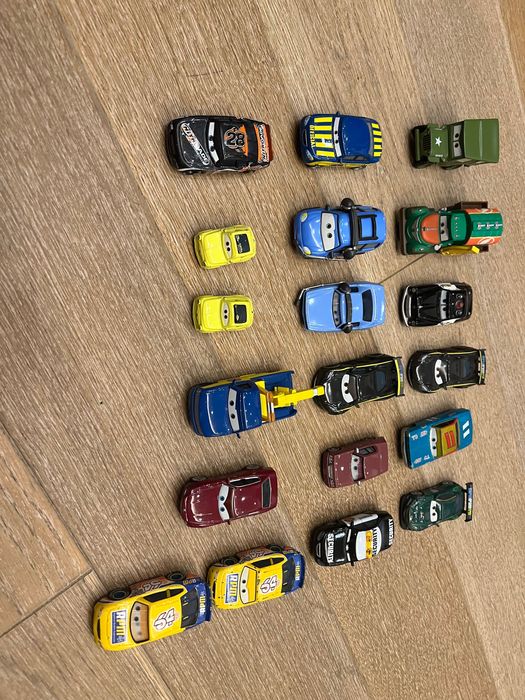 Autka z filmu Auta (Cars)