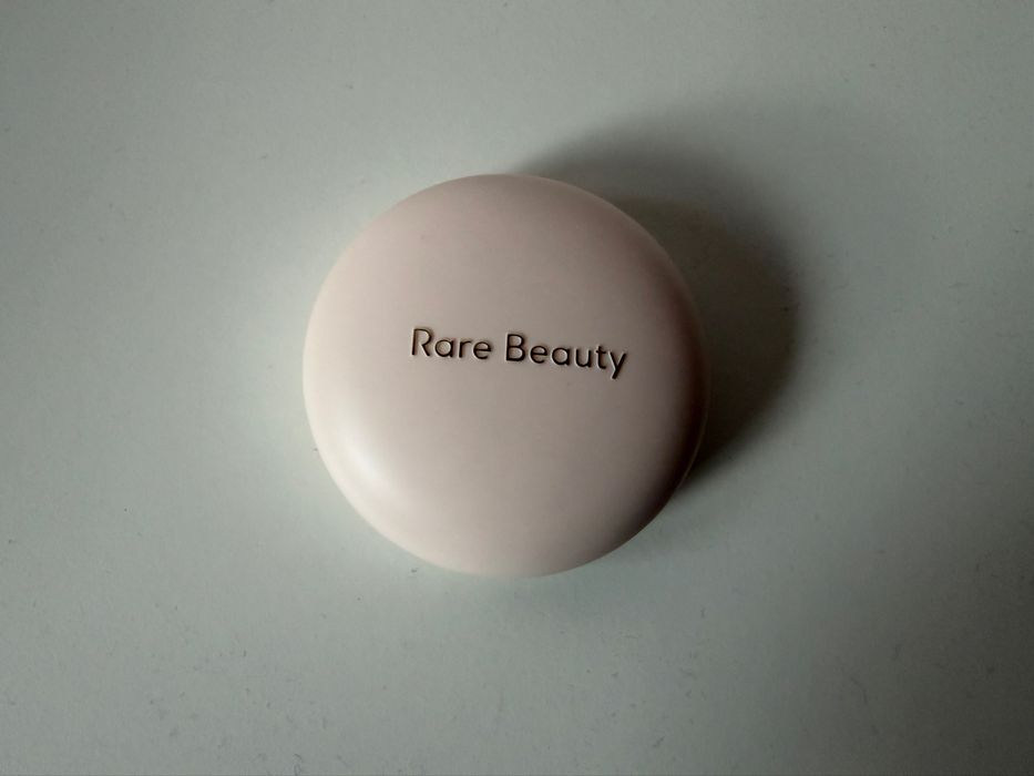 róż do policzków rare beauty cheer