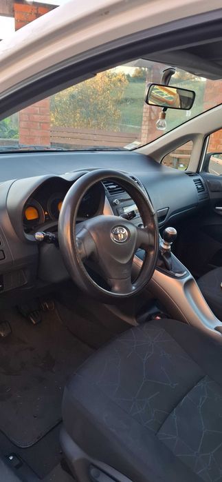 Toyota Auris 2009