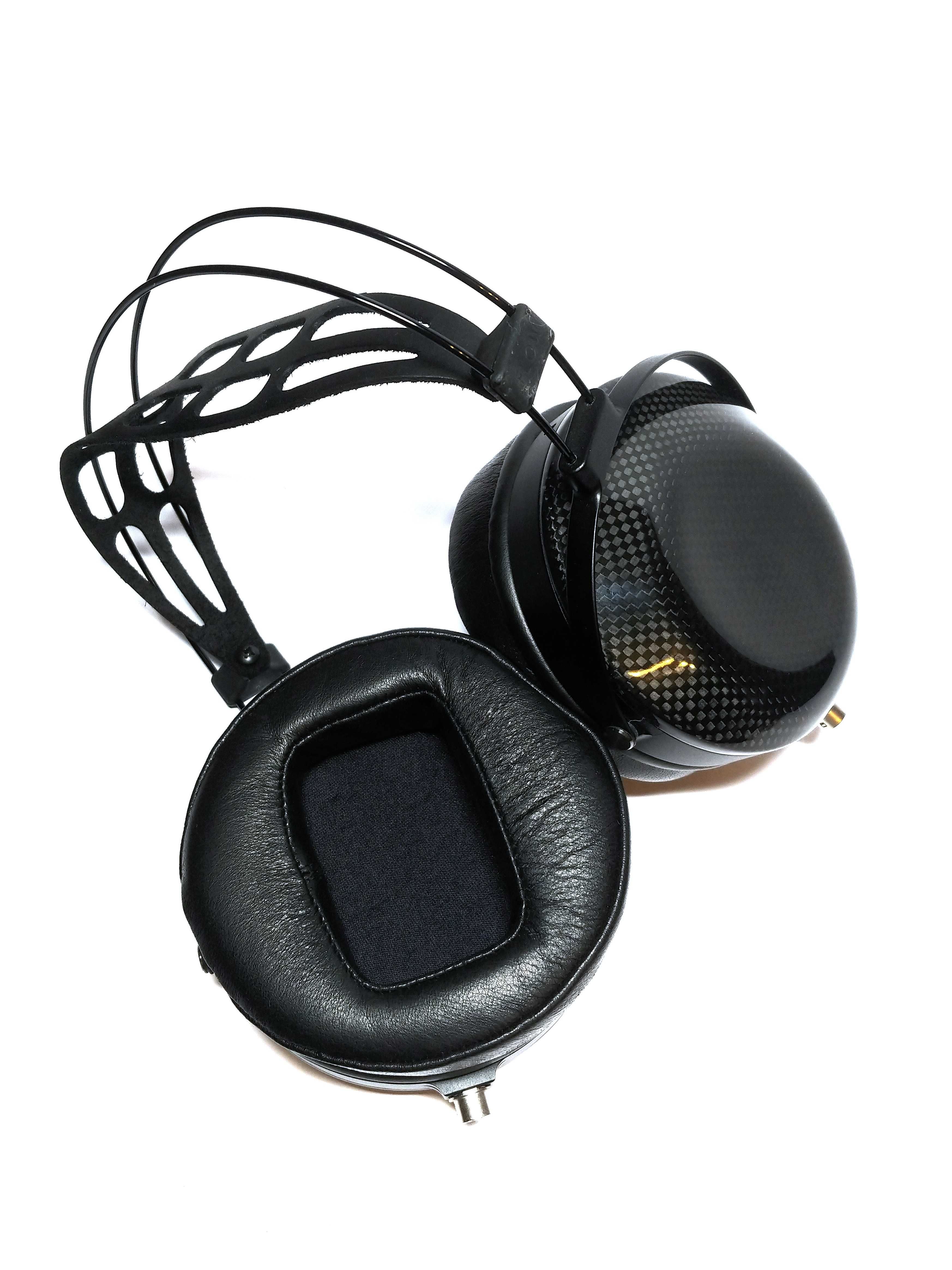 DCA Ether C Flow 1.1 прямі конкуренти MDR-Z1R, Stellia, LCD-3, $1800