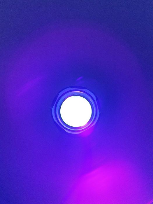 Latarka MOWETOO ultrafiolet UV metalowa oprawa 4 tryby lampa taktyczna