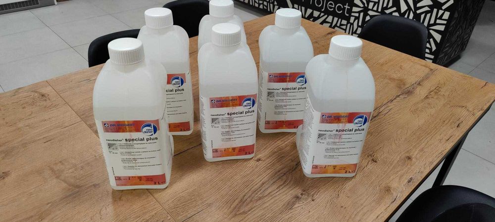 Odkamieniacz do zmywarek gastro Dr. Weigert Neodisher Special Plus 2 l
