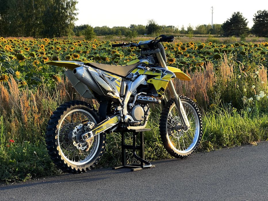 Suzuki RMZ 450 Wtrysk