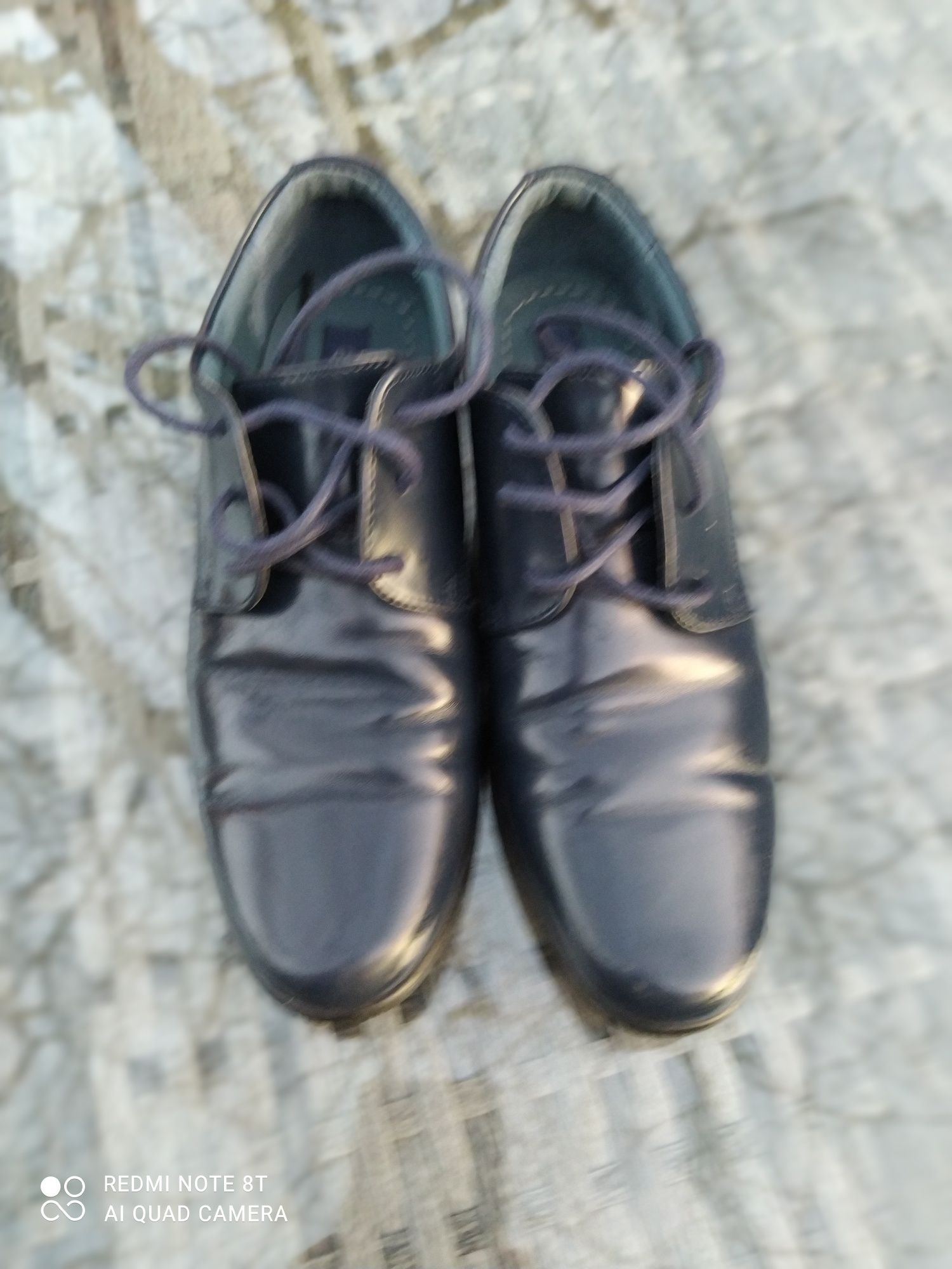 Buty chłopięce rozmiar 34