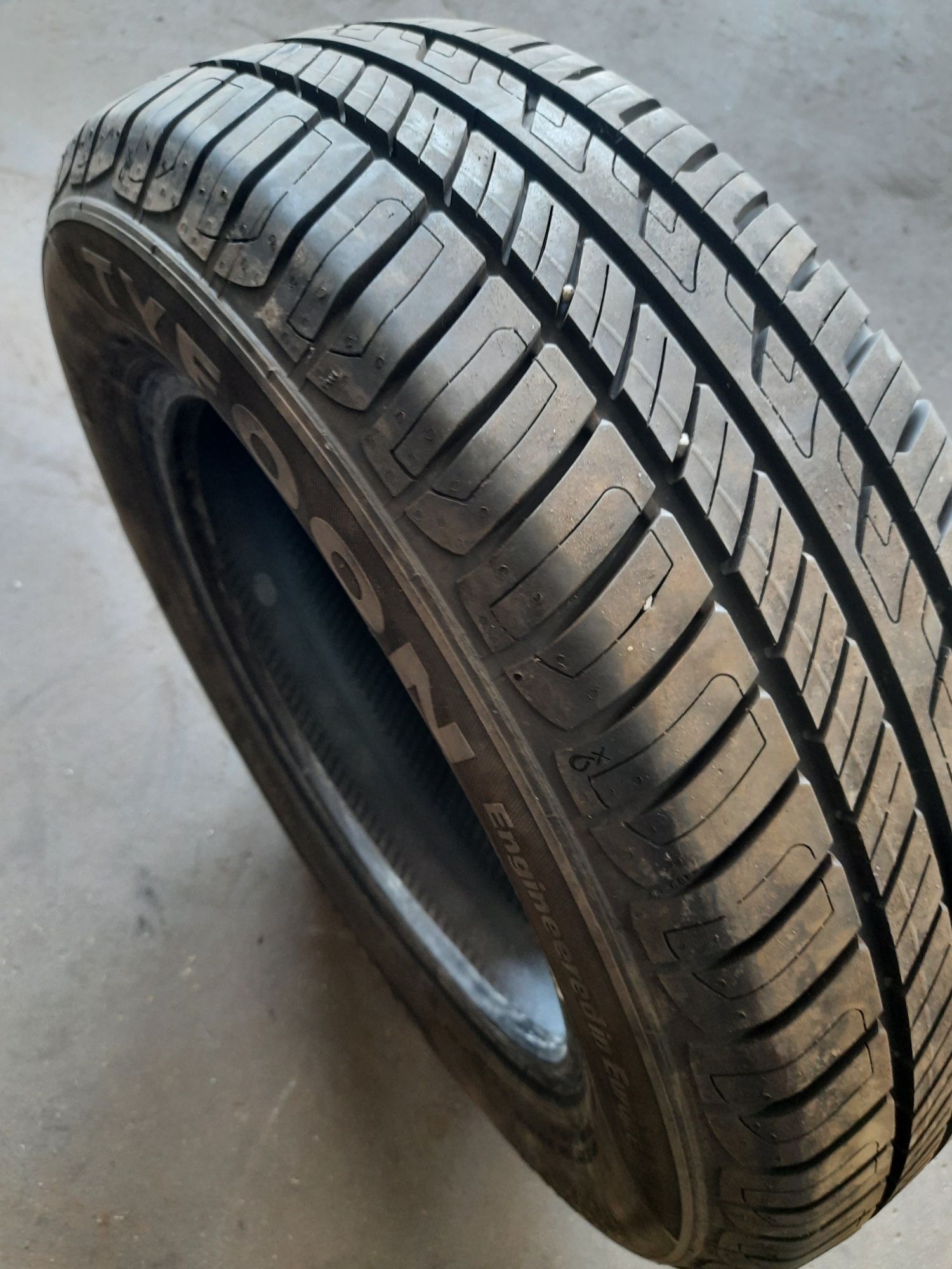 Opona 175/65R14 82T Tyfoon Connexion 5