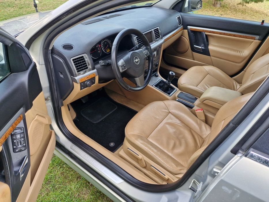 OPEL SIGNUM_1.8 140 KM_Xenon_Miodowe Skóry_Navi_Bogata Opcja_Zadbany