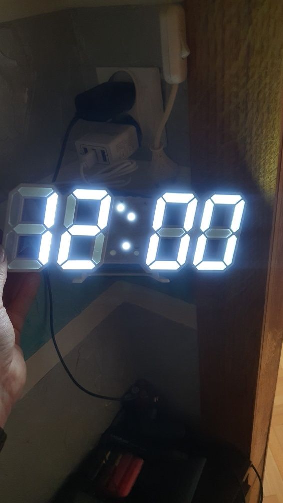 Zegar ścienny LED data termometr