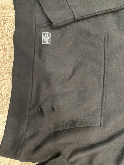 Сучасна молодіжна зіп худі чорна threadbare розмір m