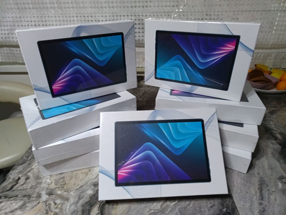 Планшет 10 дюймів 4/64