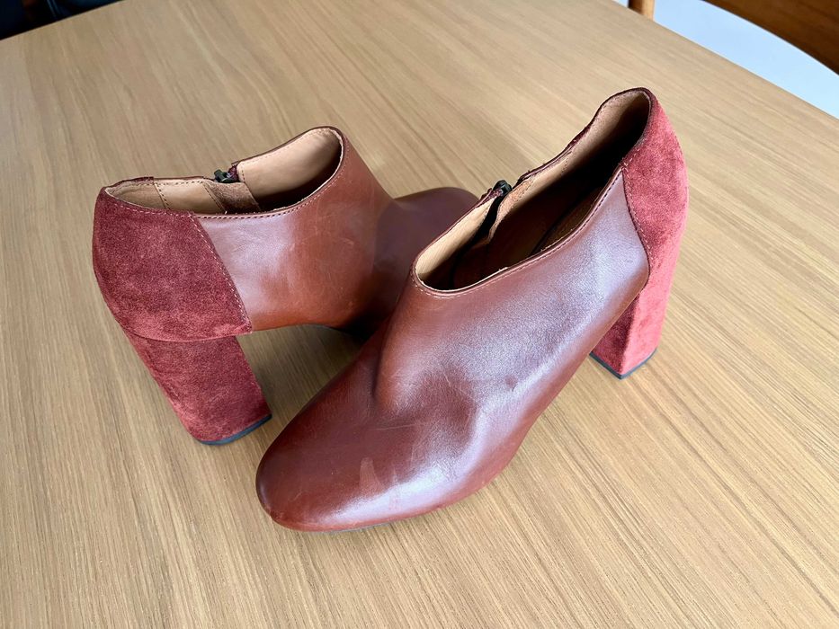 Botins GEOX salto-alto castanhos