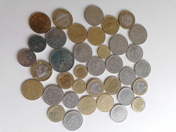 Lote de 37 moedas de França em Francos franceses
