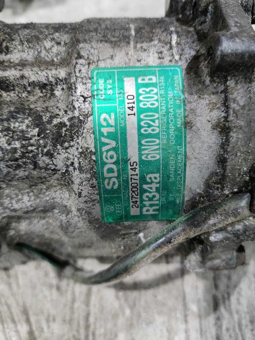 Компрессор кондиционера Volkswagen Polo 1,0-1,4-1,6 6N0820803B 97-07