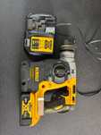 Młotowiertarka DeWalt DCH273