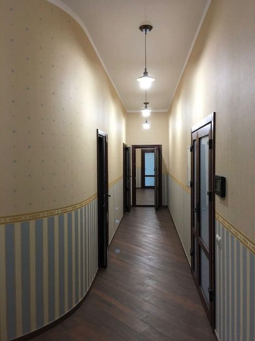 Горенка. От хозяина. Особняк 1039 м2. 1 Га. Озеро Торг до продажи