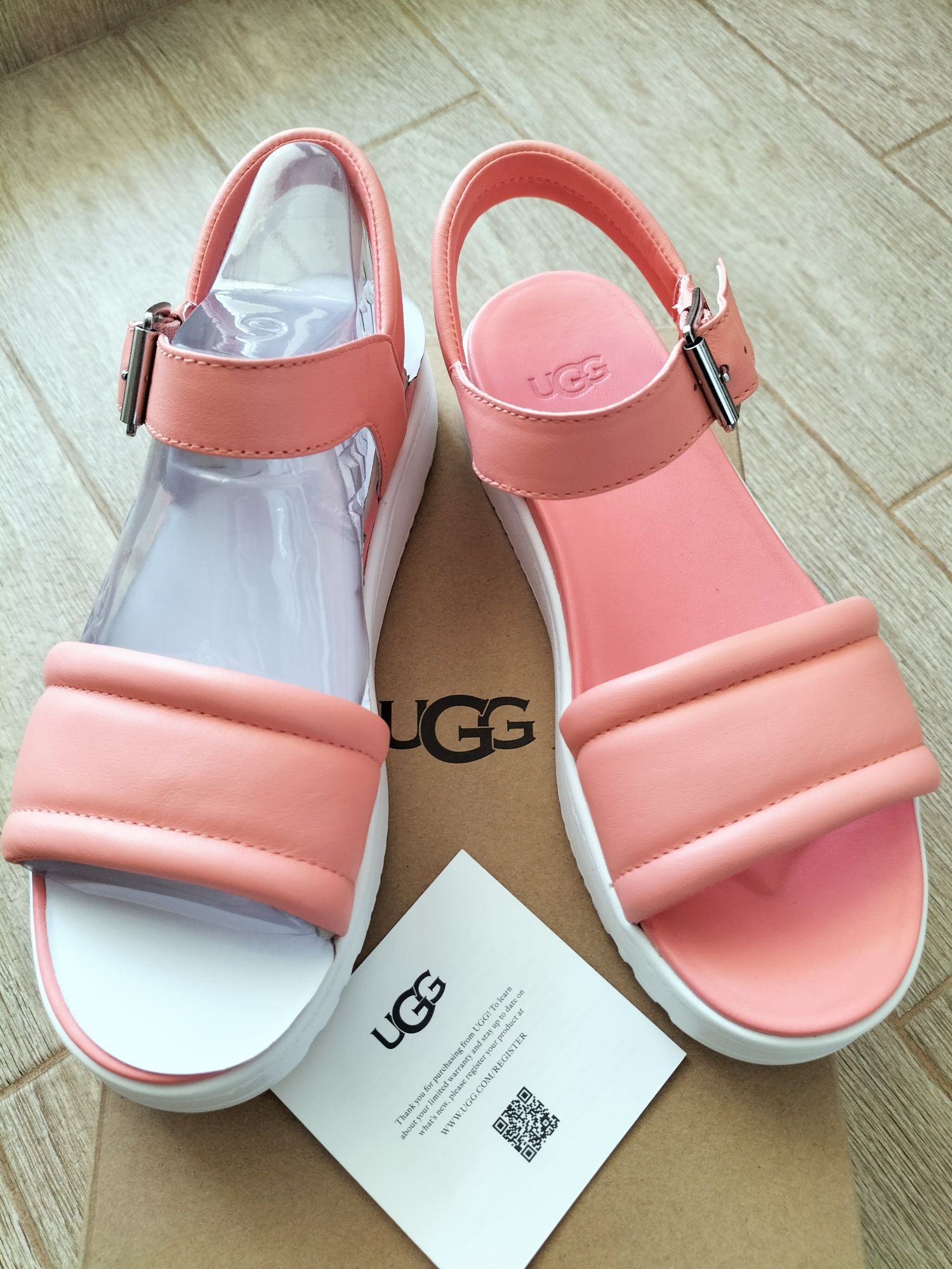 Босоніжки жіночі шкіряні ф. UGG р. 36,5