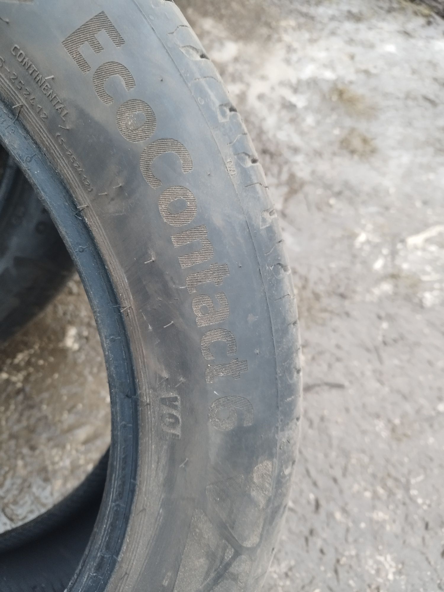 Opony letnie Continental 235/50 r19