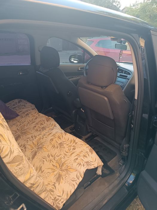 Продам Peugeot 5008