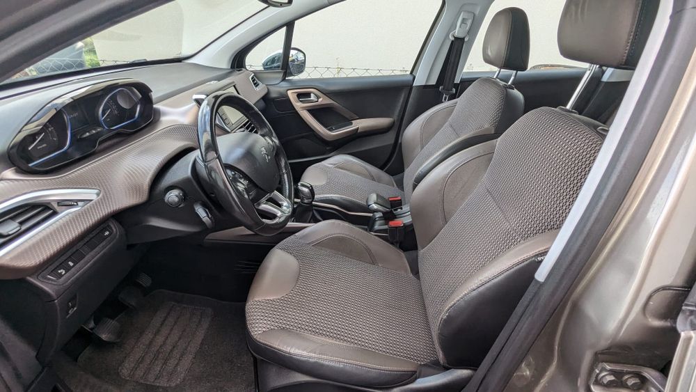 Sprzedam Peugeot 2008 rok produkcji 2013