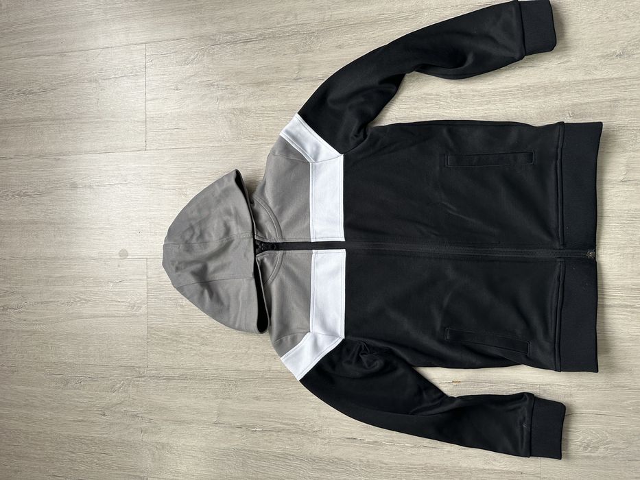 Продам кофту M&S на 140 зріст