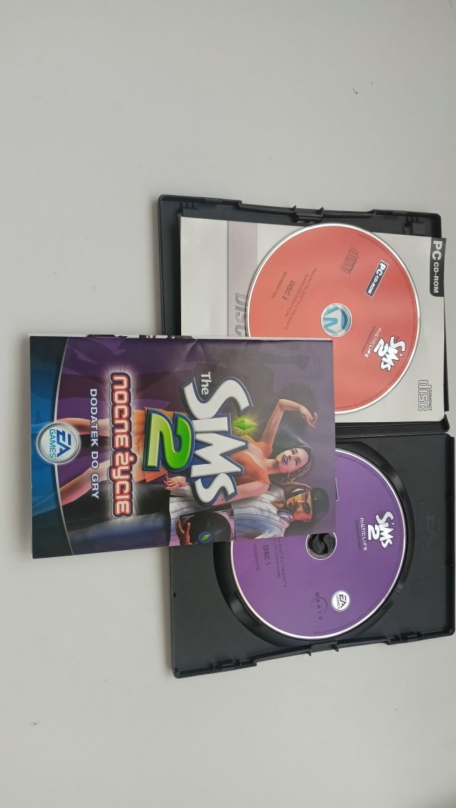The Sims 2 pc nocne zycie