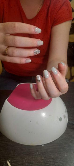 Маникюр и Педикюр.