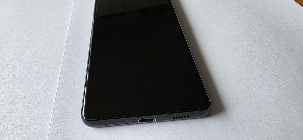 Samsung Galaxy S21 Ultra w bardzo dobrym stanie