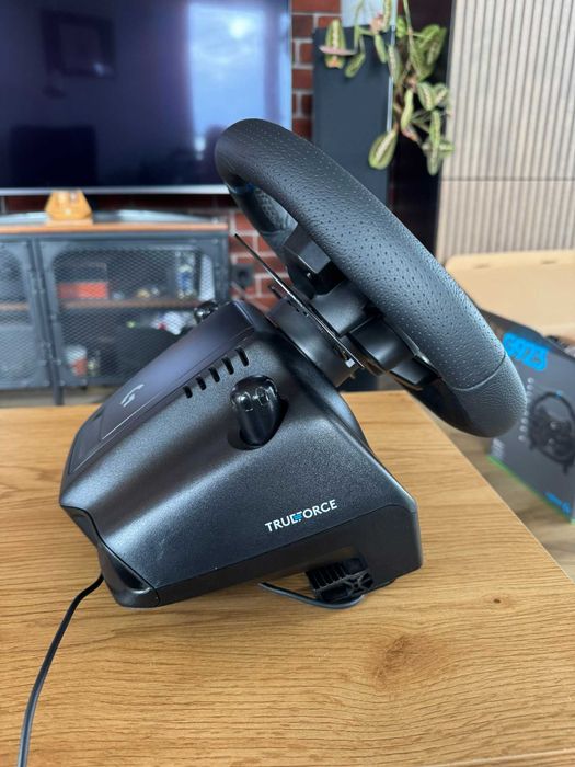 Logitech G923 pedały + skrzynia biegów + gratis stojak Wheel Stand Pro