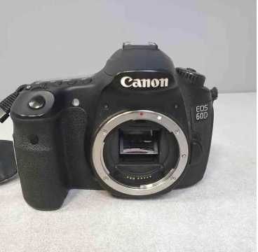 Дзеркальний фотоапарат Canon EOS 60D Body