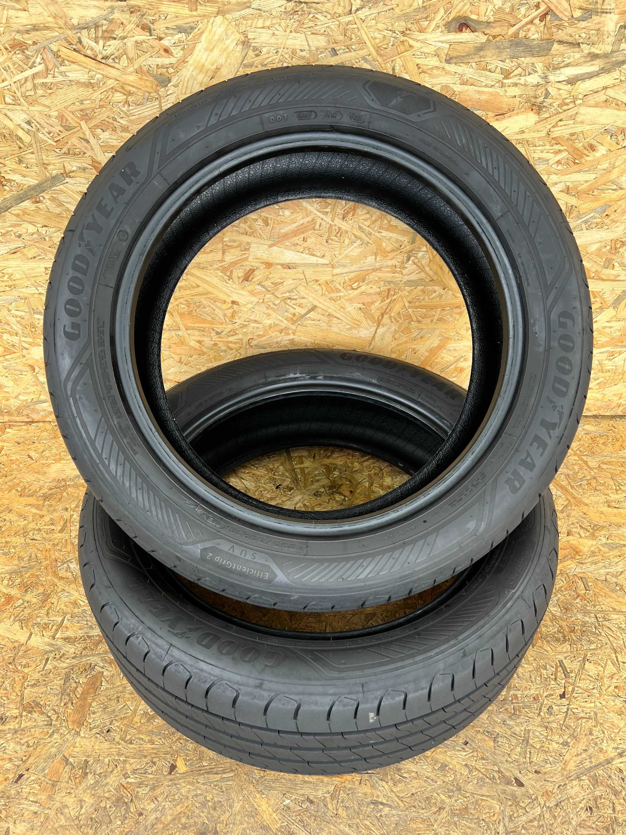 Goodyear Efficientgrip 2 SUV 225/55 R19 99V LATO PARA
