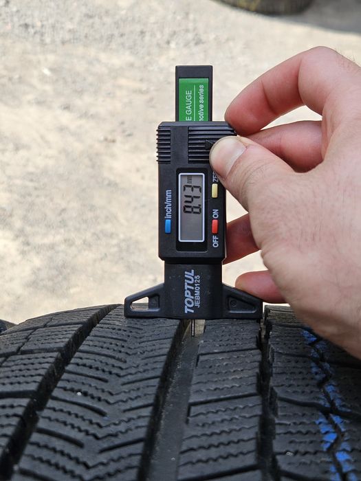 Шины БУ 235 45 R 17 Nankang wintersaf ws-1 комплект зима