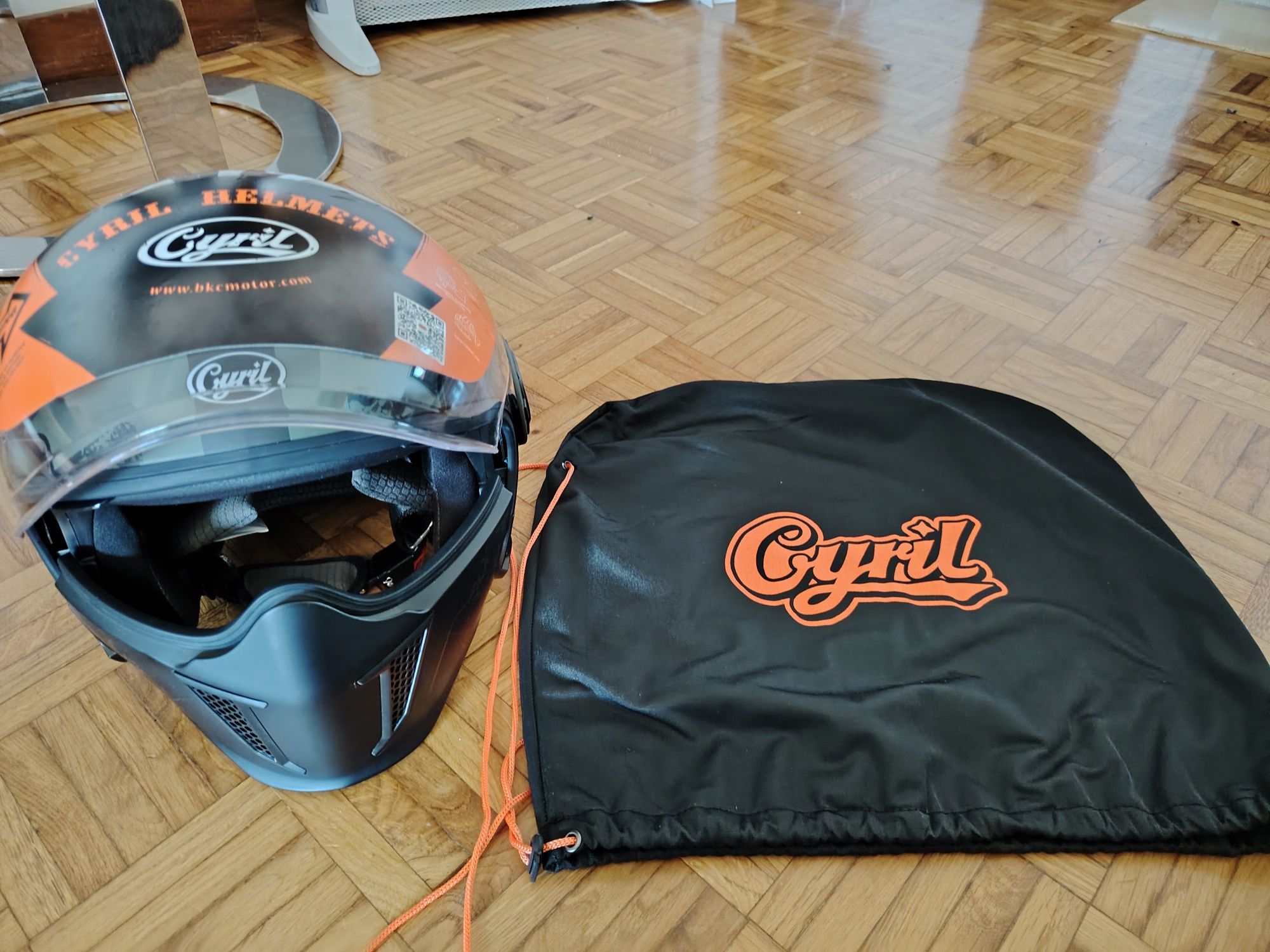 Capacete para moto Cyril