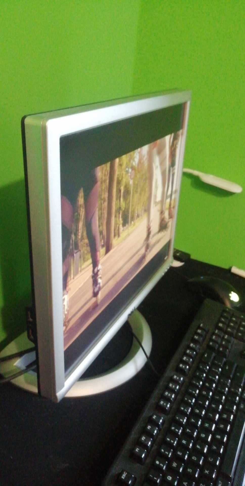 Monitor Dell 1907FPt. 100% Sprawny. Rozdzielczość 1280x1024