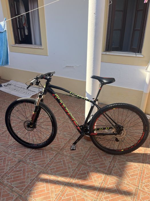 Bicicleta Mondraker
