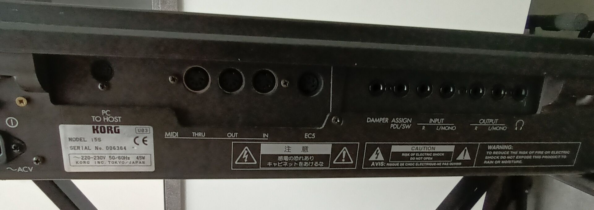 Keyboard KORG i5S