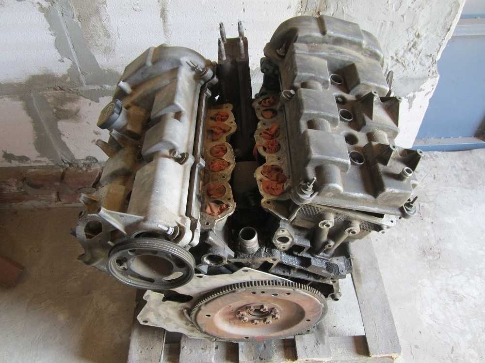 Двигатель Форд Мондео 3 2.5 литра V6 целиком или по запчастям.