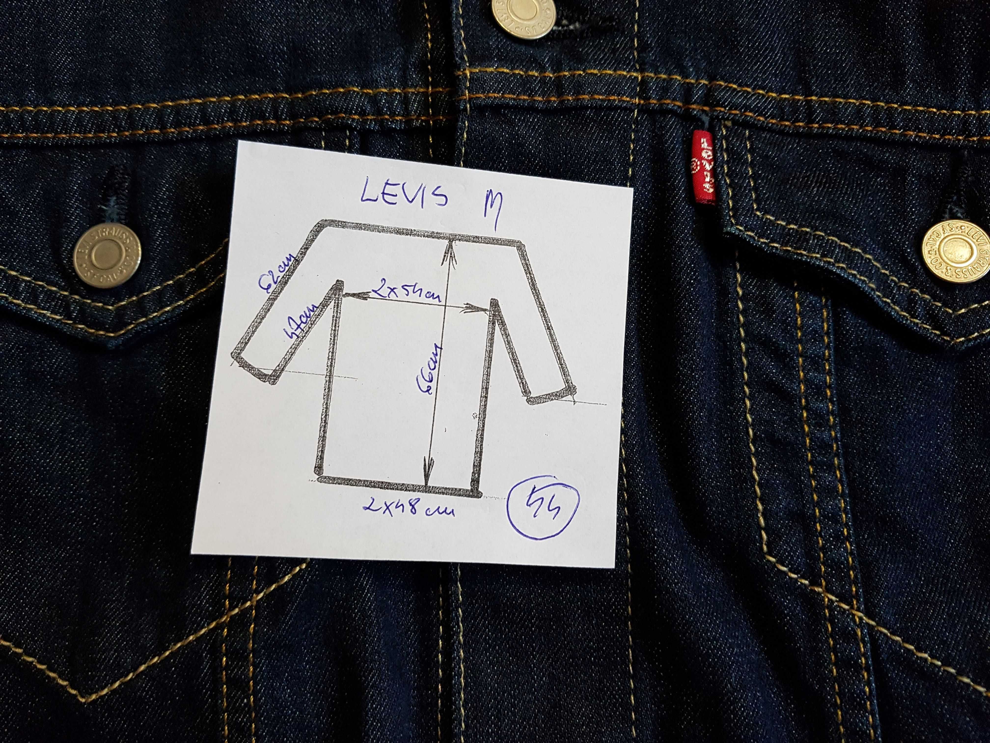 Levis kurtka M pachy:2x54cm nowa