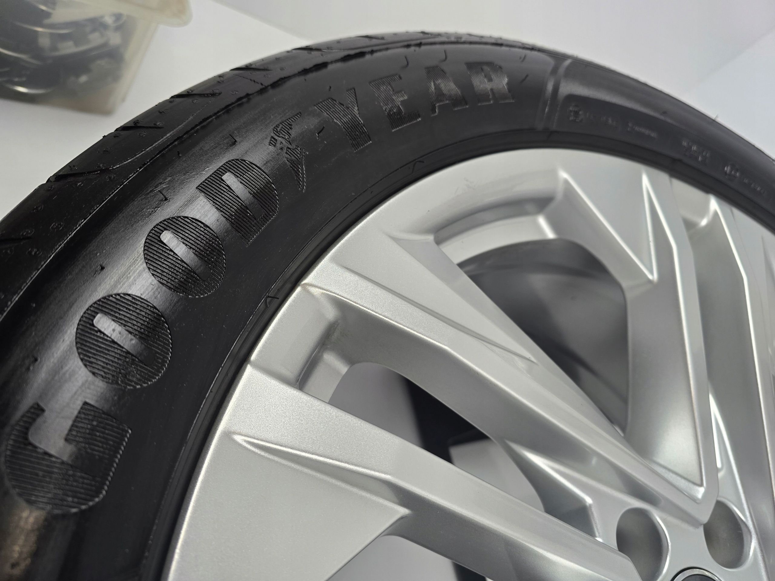 Oryginalne Koła Felgi Audi 20 A5 S5 RS5 A7 S7 A8 Q7 SQ7 Q8 SQ8 E-tron