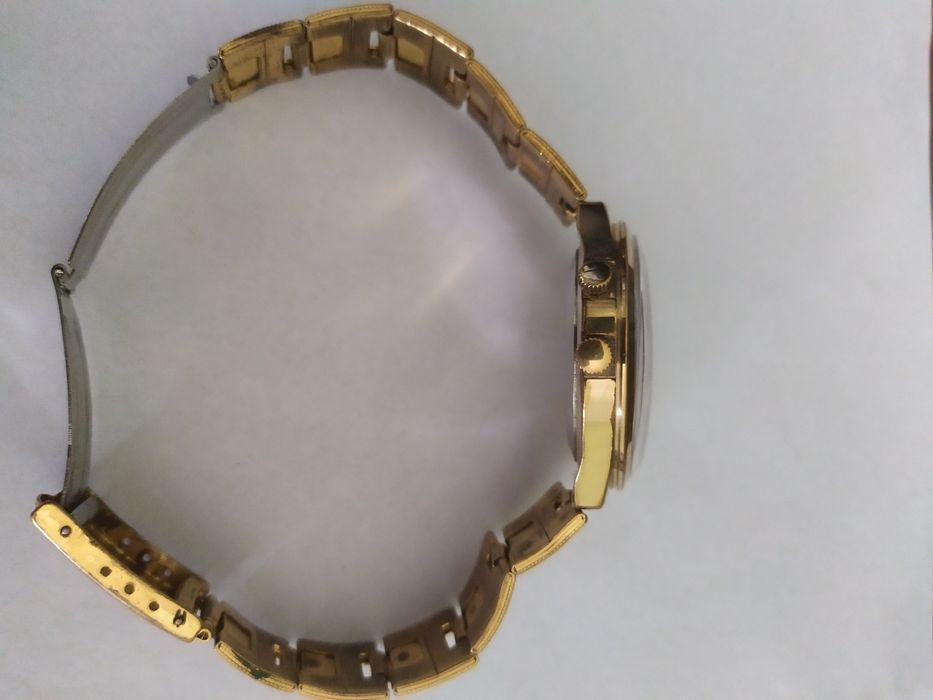 Продам наручные часы