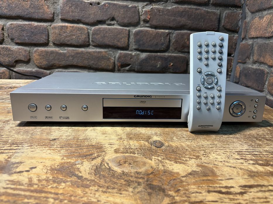 Odtwarzacz DVD Grundig Livance GDP 2400 + pilot