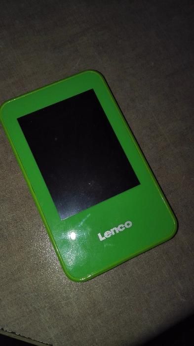 MP 4 Lenco model Xemio -858