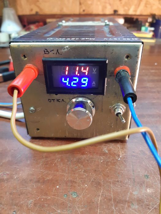 Блок питания регулируемый АС220 DC 12V-DC 35V 150 Вт с вольтметром