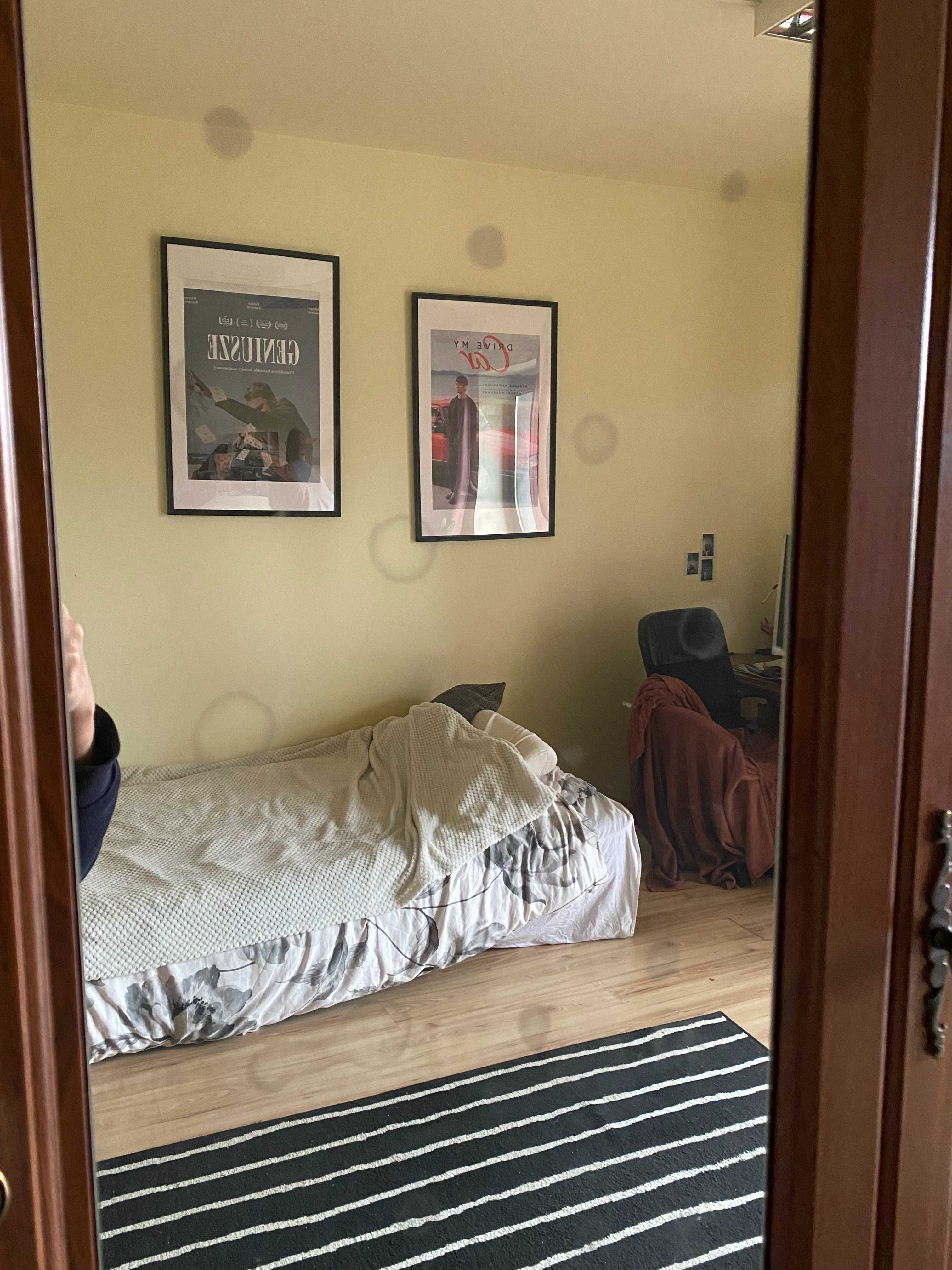 Duża szafa z lustrem do sypialni, przestronna