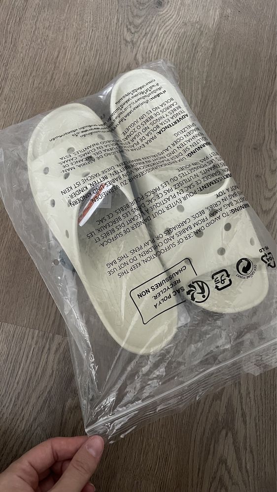 Crocs, нові, шльопанці