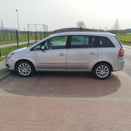 Opel Zafira B 1.9 CDTI 7- Osobowa