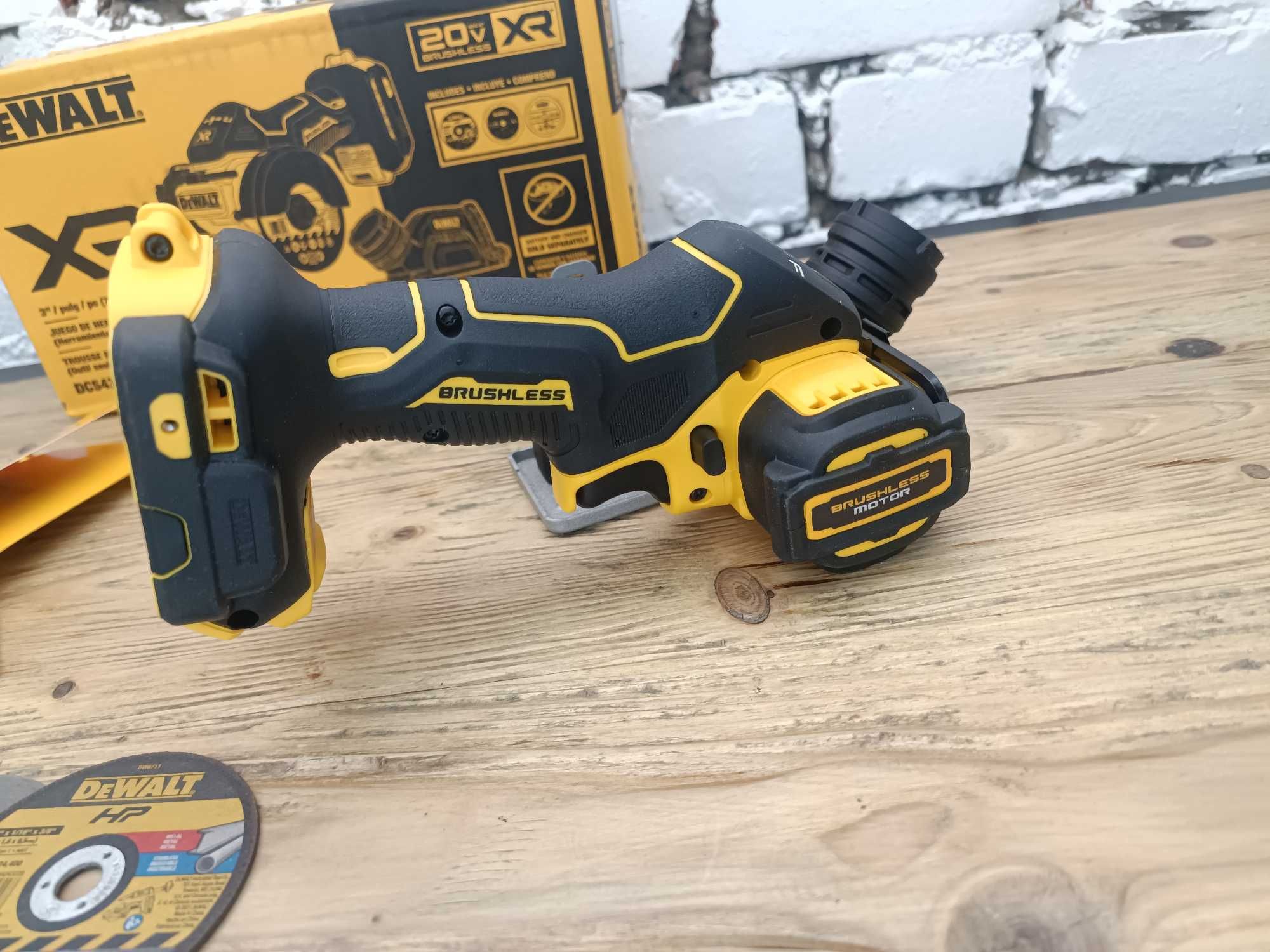 Акумуляторна болгарка, пилка DeWalt DCS438B 20V MAX MADE IN MEXICO