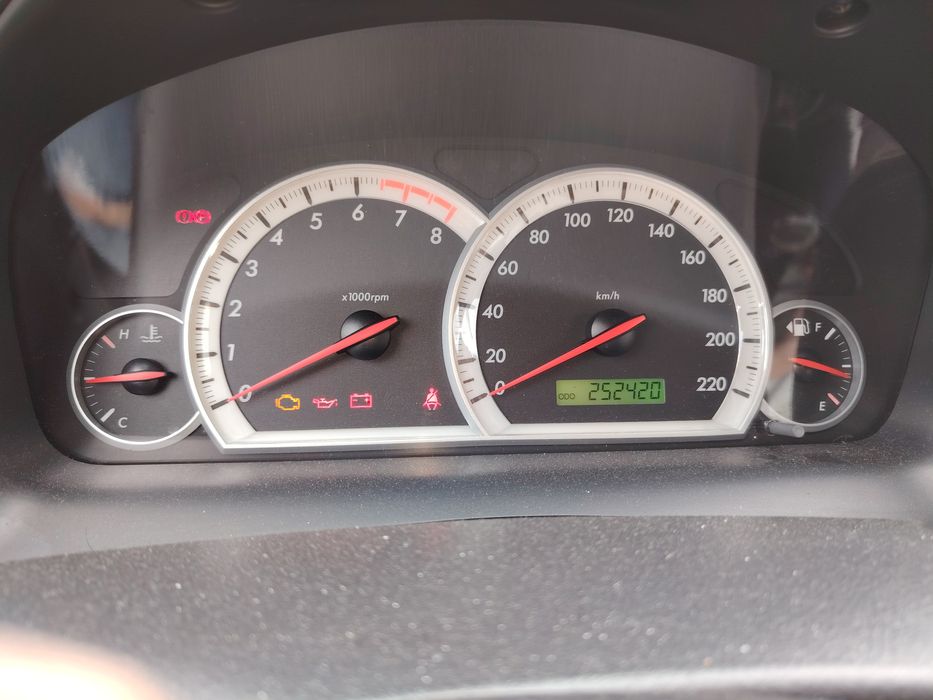 Chevrolet Captiva 2,4 b + lpg