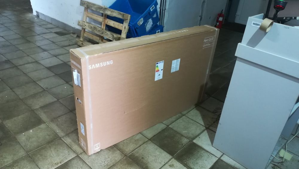 Телевізор Samsung 55QN90F, 50QN90F, 65QN90F, 75QN90F, 85QN90F