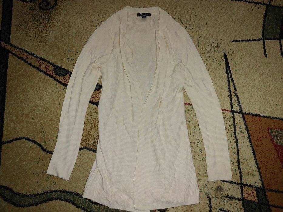 Cienki sweterek damski narzuta Amisu rozm M nie wysyłam